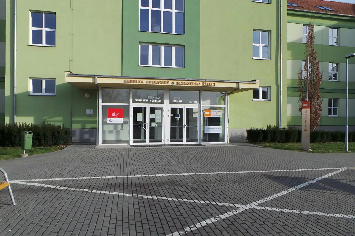 Fakulta logistiky a krizového řízení